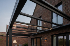 terrassendach-serie-t-flachdach-unterglasmarkise-ledstripes-06-medium1024