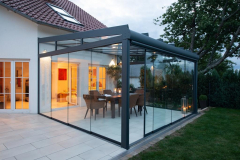 ts-alu-sommergarten-serie-t-serie-16-glasschiebetueren-perspektive-links-medium1024